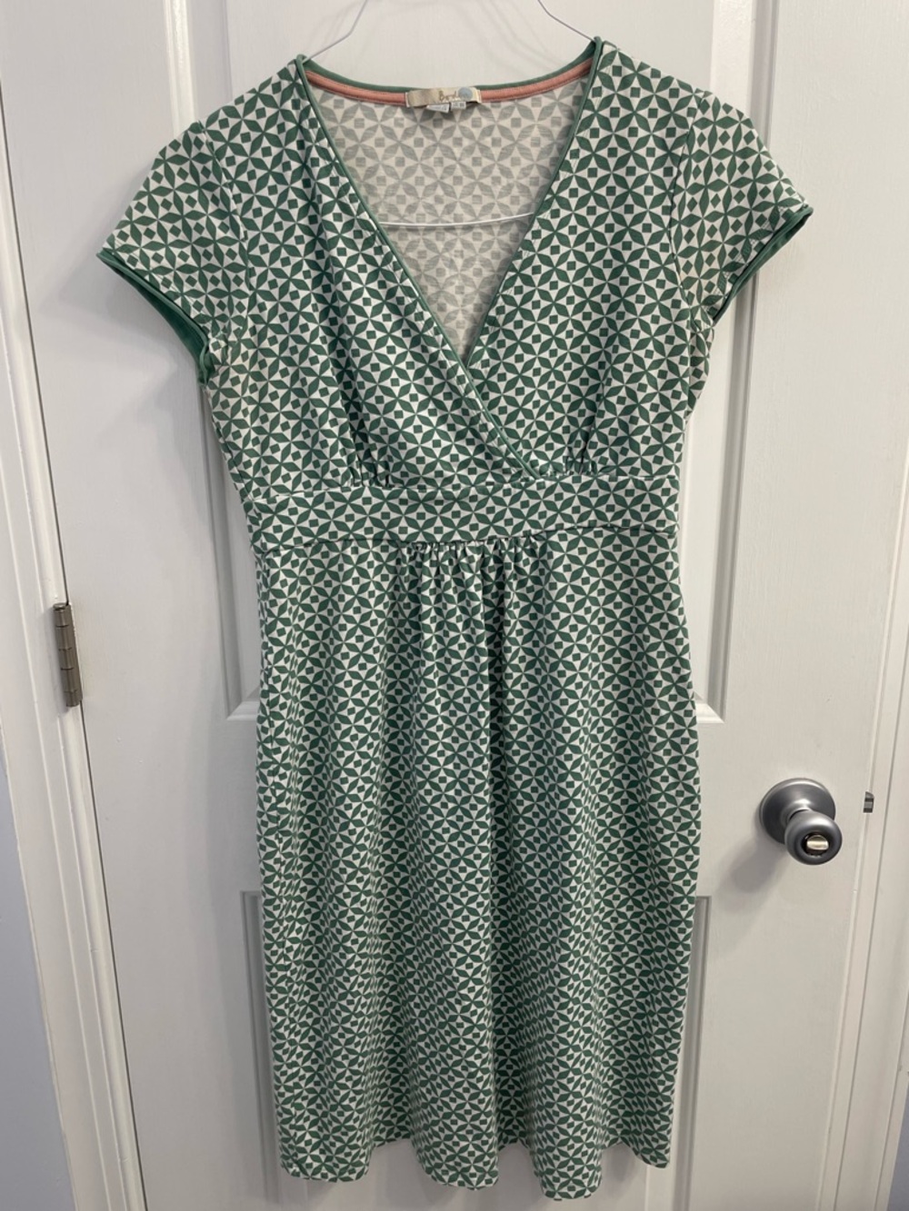 Boden Geometric Print Empire Cap Sleeve Knit Dress